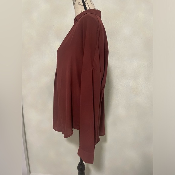 NYDJ Becky Recycled Polyester Georgette Blouse EUC - Picture 8 of 10